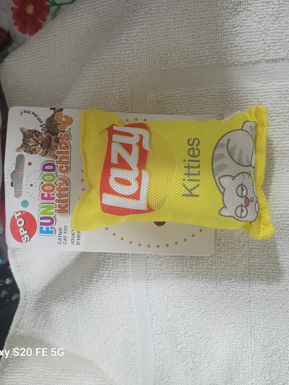 Source Unknown Yellow 'Lazy Kitties' Catnip Toy